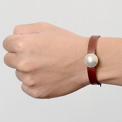 レザーブレスレット