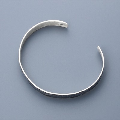 シルバーバングル