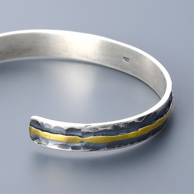 シルバーバングル