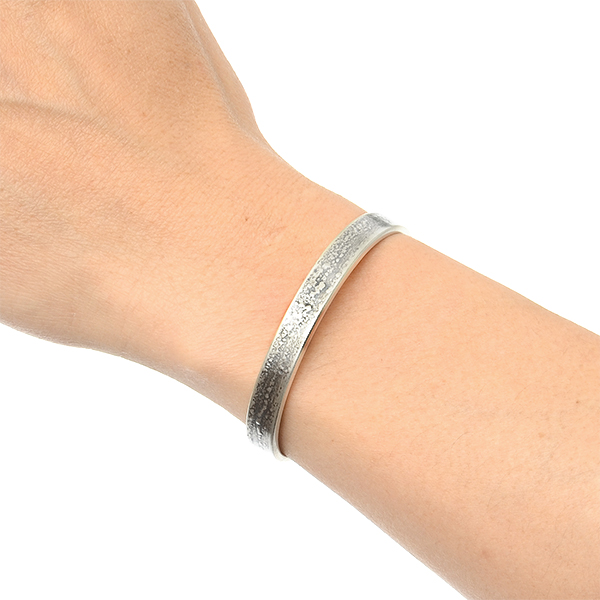 シルバーバングル