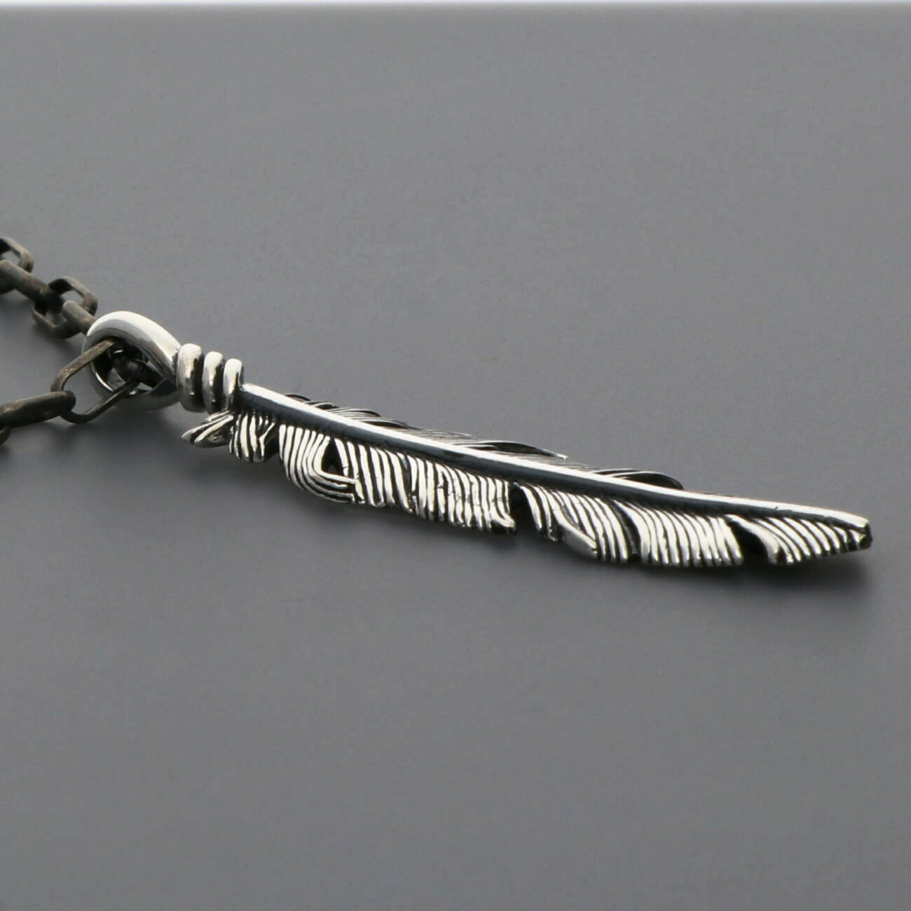 シルバーネックレス