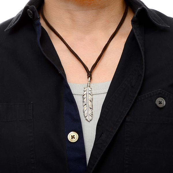 シルバーネックレス