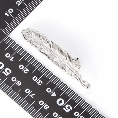 ブラスブローチ