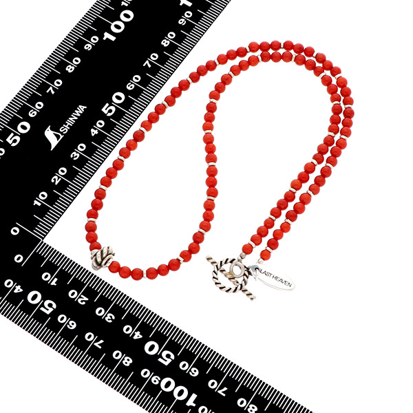 ビーズネックレス