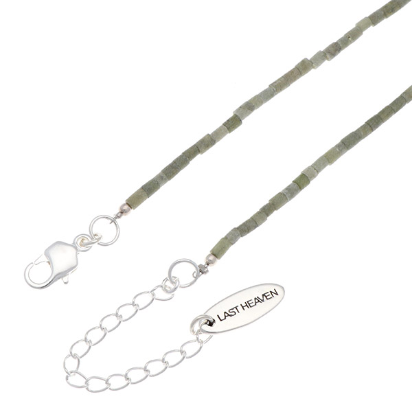 ビーズネックレス