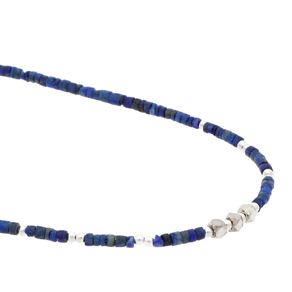 ビーズネックレス