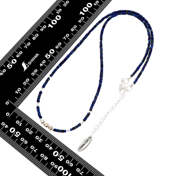 ビーズネックレス