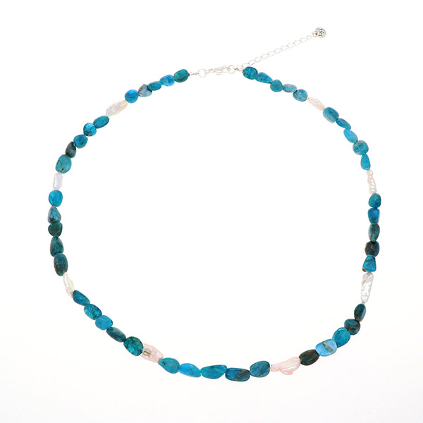 ビーズネックレス