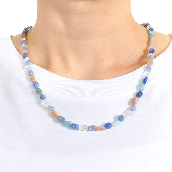 ビーズネックレス