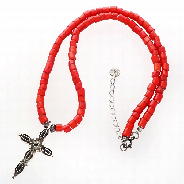 ビーズネックレス