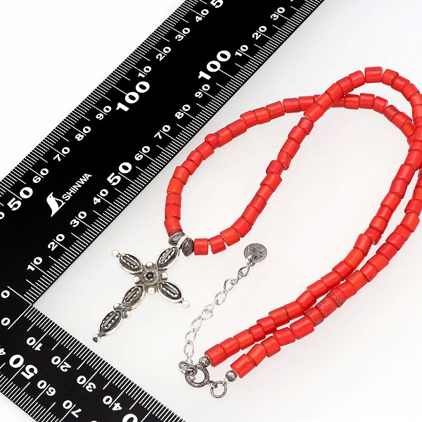 ビーズネックレス