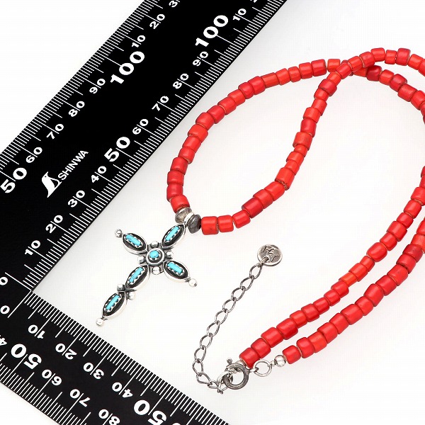 ビーズネックレス