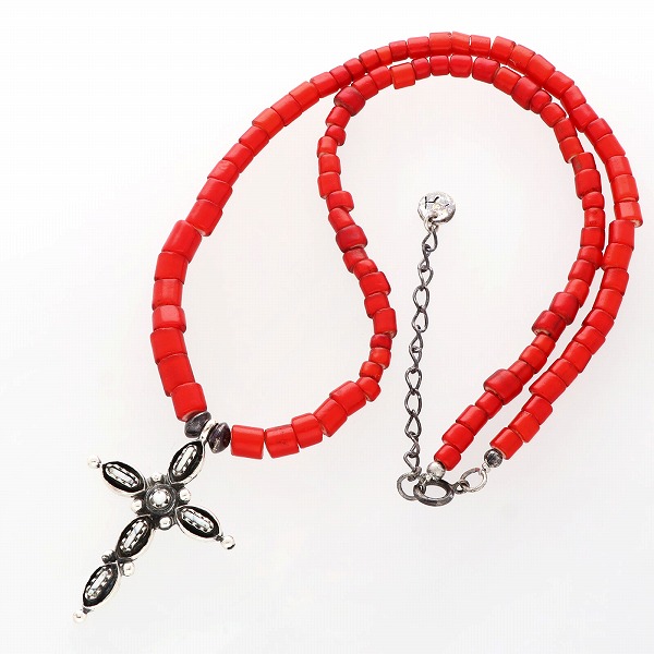 ビーズネックレス