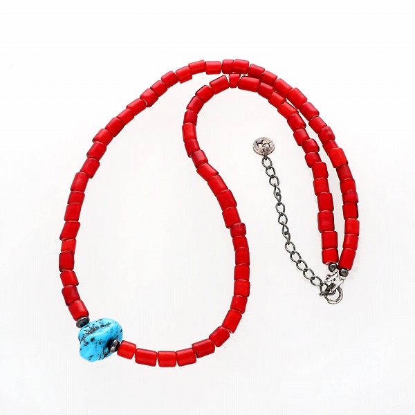 ビーズネックレス