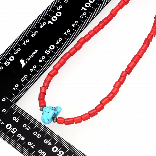 ビーズネックレス