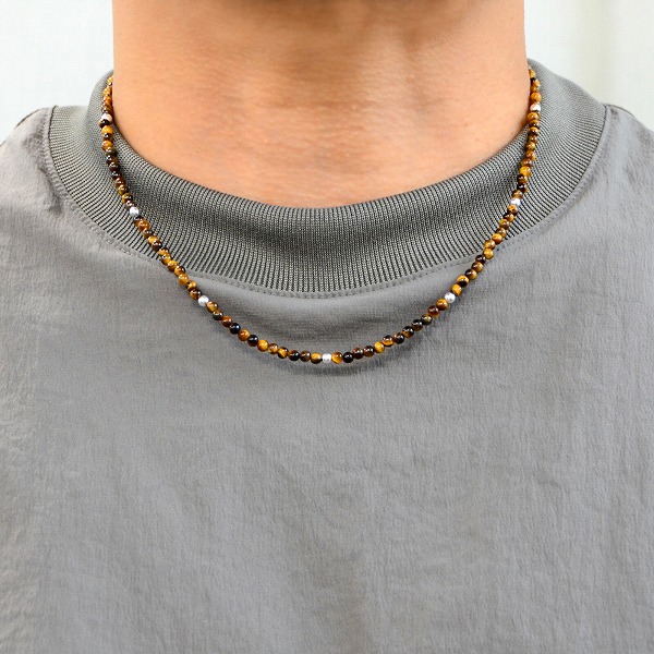 ビーズネックレス