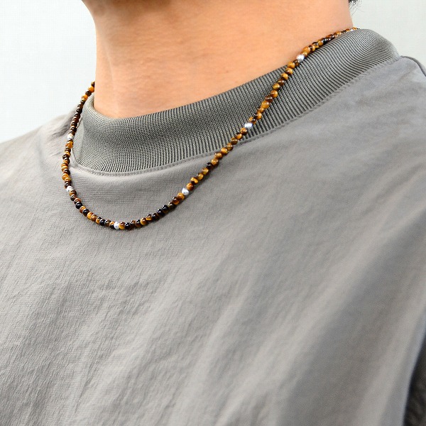 ビーズネックレス