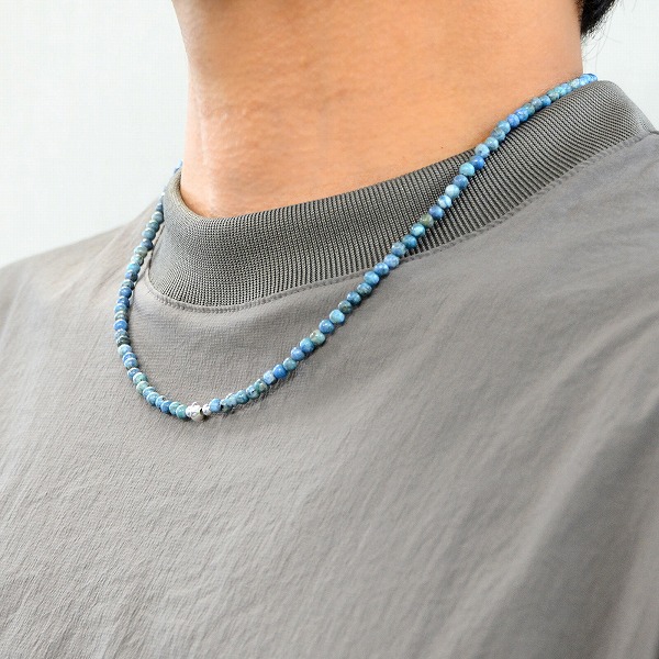 ビーズネックレス