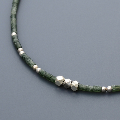 ストーンネックレス