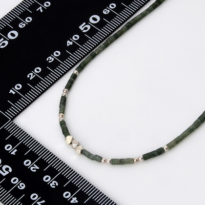 ストーンネックレス