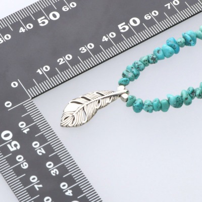 ビーズネックレス