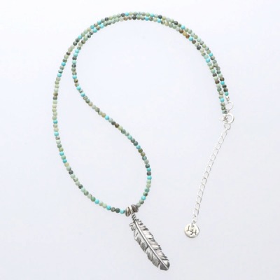 ビーズネックレス