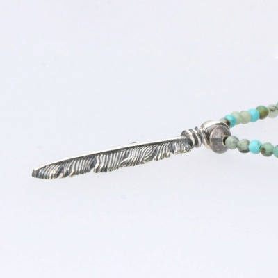 ビーズネックレス