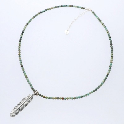 ビーズネックレス