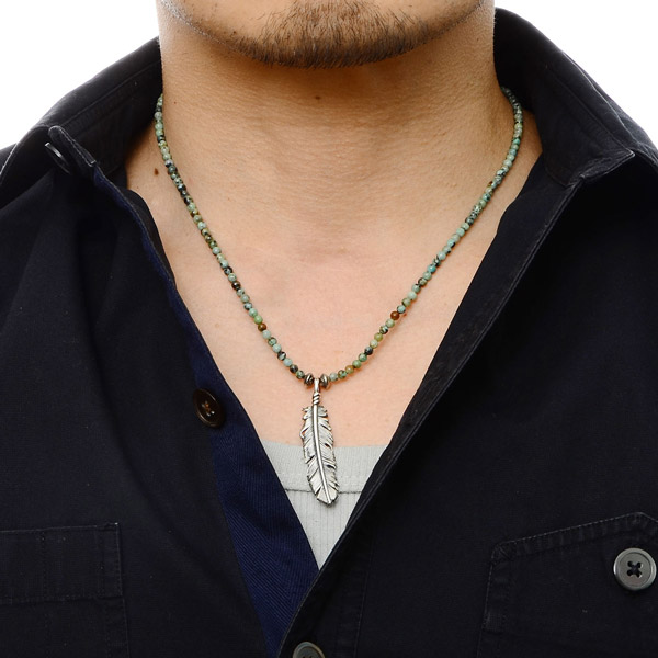 ビーズネックレス