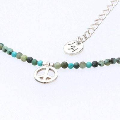 ビーズネックレス