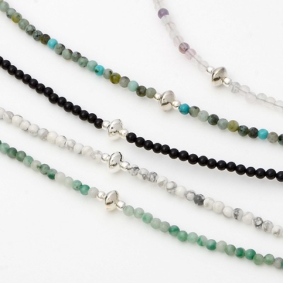 ビーズネックレス