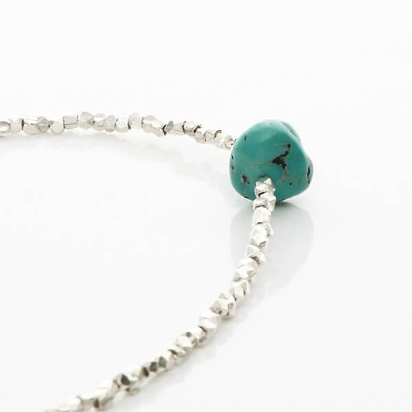 ビーズネックレス