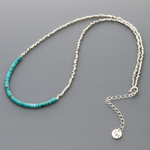 ビーズネックレス