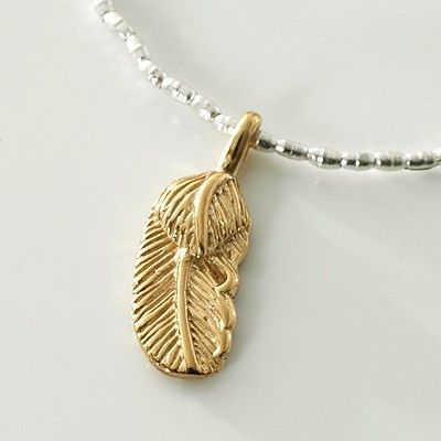 ビーズネックレス