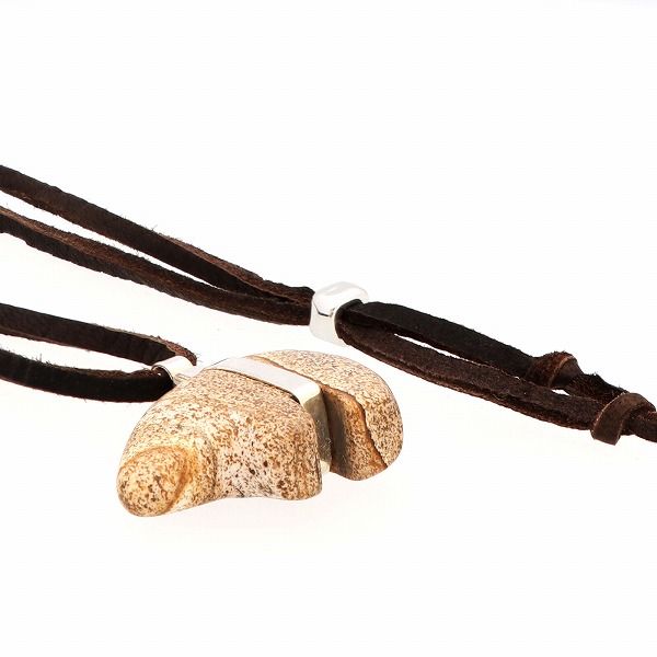天然石レザーネックレス