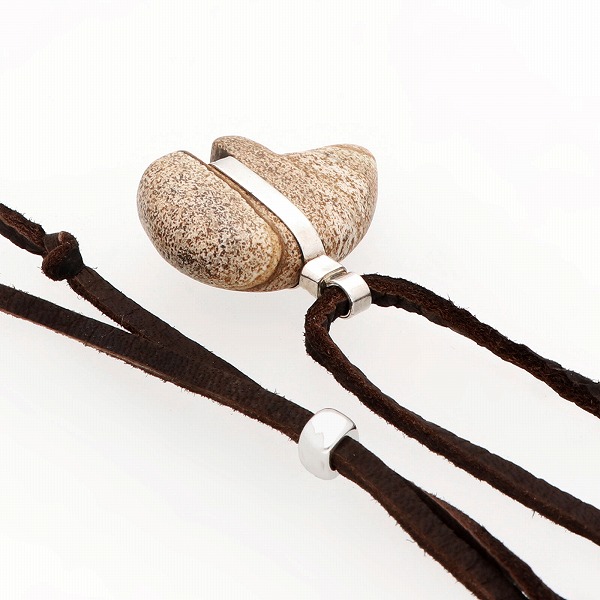 天然石レザーネックレス