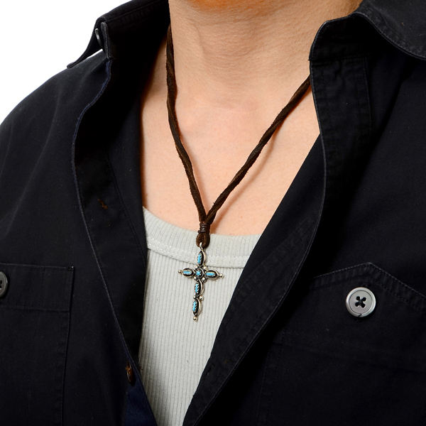 シルバーネックレス