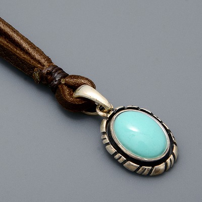 シルバーネックレス