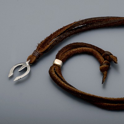 シルバーネックレス