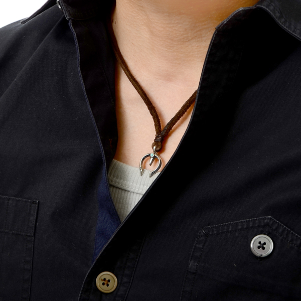 シルバーネックレス