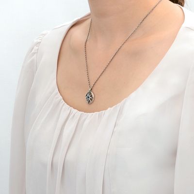 シルバーネックレス