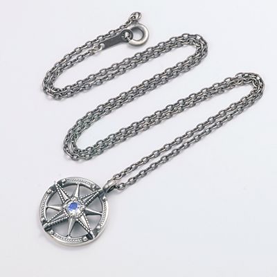 シルバーネックレス