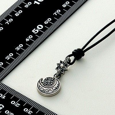 レザーネックレス