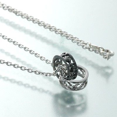 シルバーネックレス