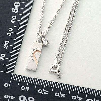 シルバーネックレス