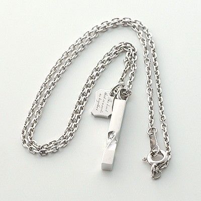 シルバーネックレス
