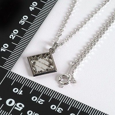 シルバーネックレス
