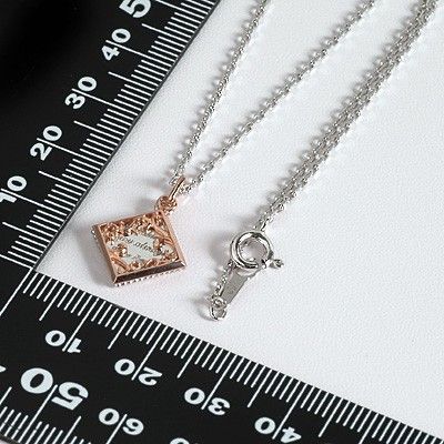 シルバーネックレス