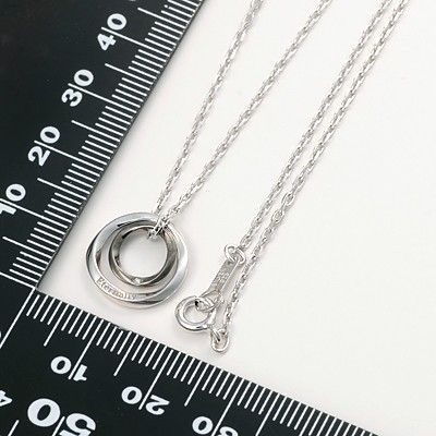 シルバーネックレス