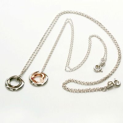 シルバーペアネックレス